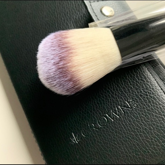 Crown Makeup | Crown Brush Essentials Set - Picture 4 of 6